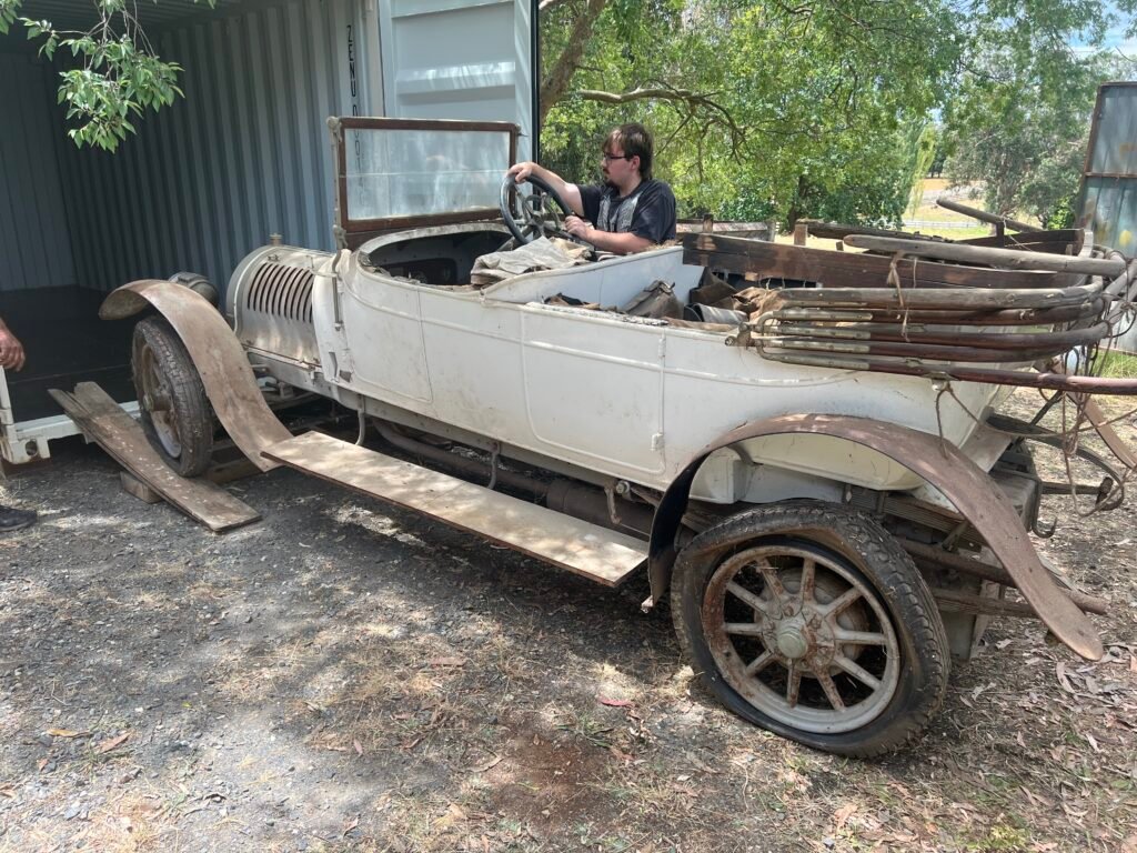 Hotchkiss Lining up for Container