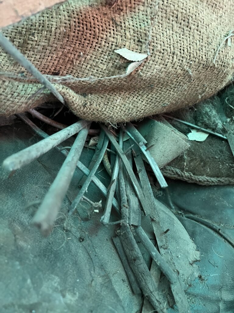 In car rear seat extra coachwork metal edge strips with integral nails