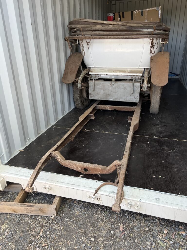 Container Loading the loose chassis and chassis sections